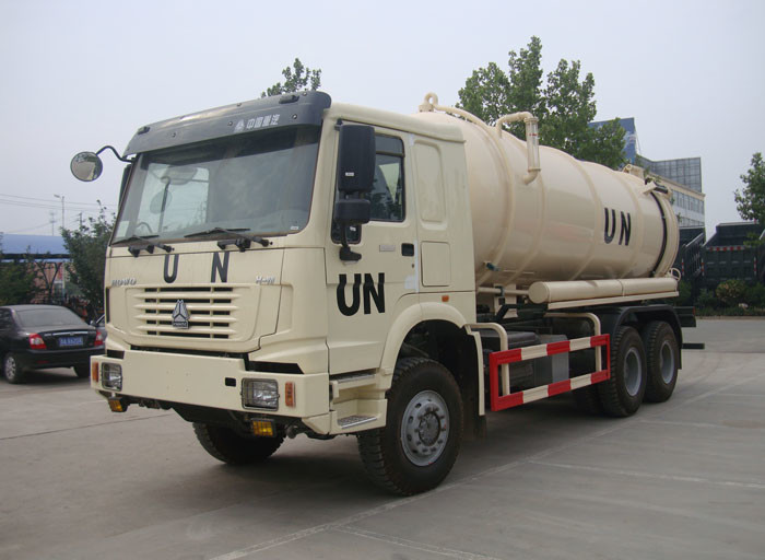 6×4 Drive Type Sewage Suction Truck With Pump With Hydraulic Control System