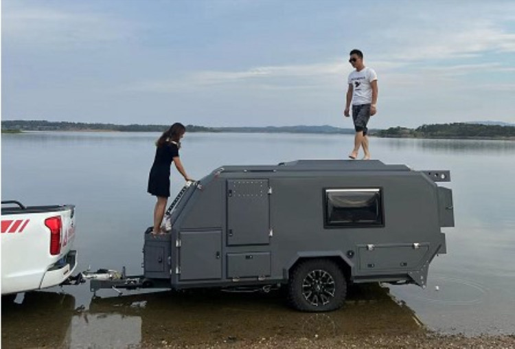 Light Weight Off Road Camper Trailer Fashionable Designed Top Tent Trailer
