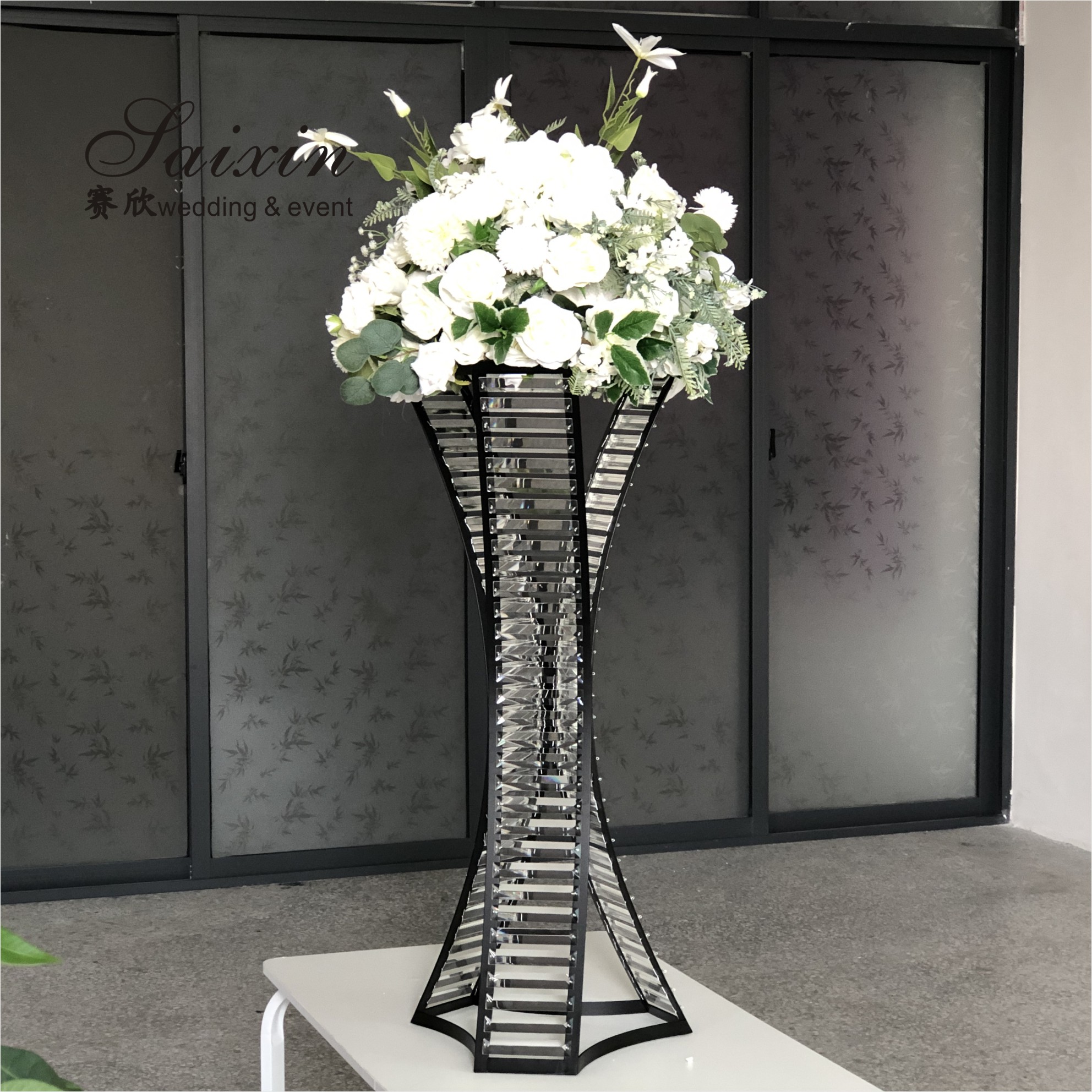 Saixin new custom 1.5m tall large double round white wrought iron flower stands for wedding centerpieces
