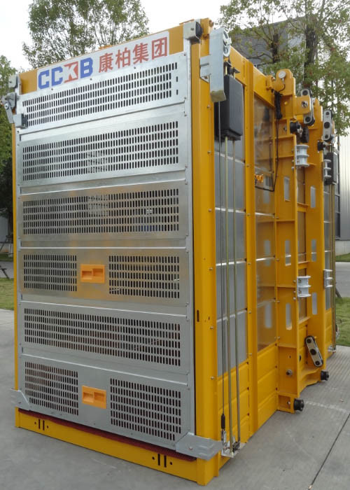Rack And Pinion Passenger And Material Hoist Vertical Lifting Speed 0–60 M/Min