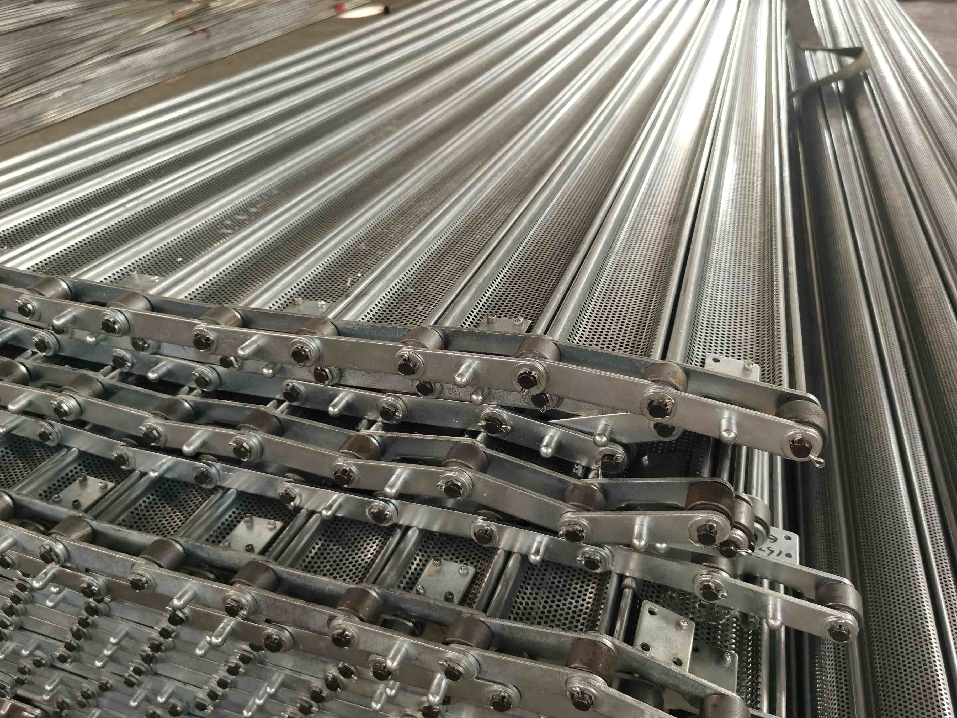 Galvanized Steel Sliding Folding Shutter Any RAl Color ISO9001 Certification