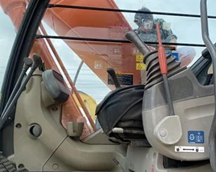 ZX 240 Used Hydraulic Excavator 24Ton