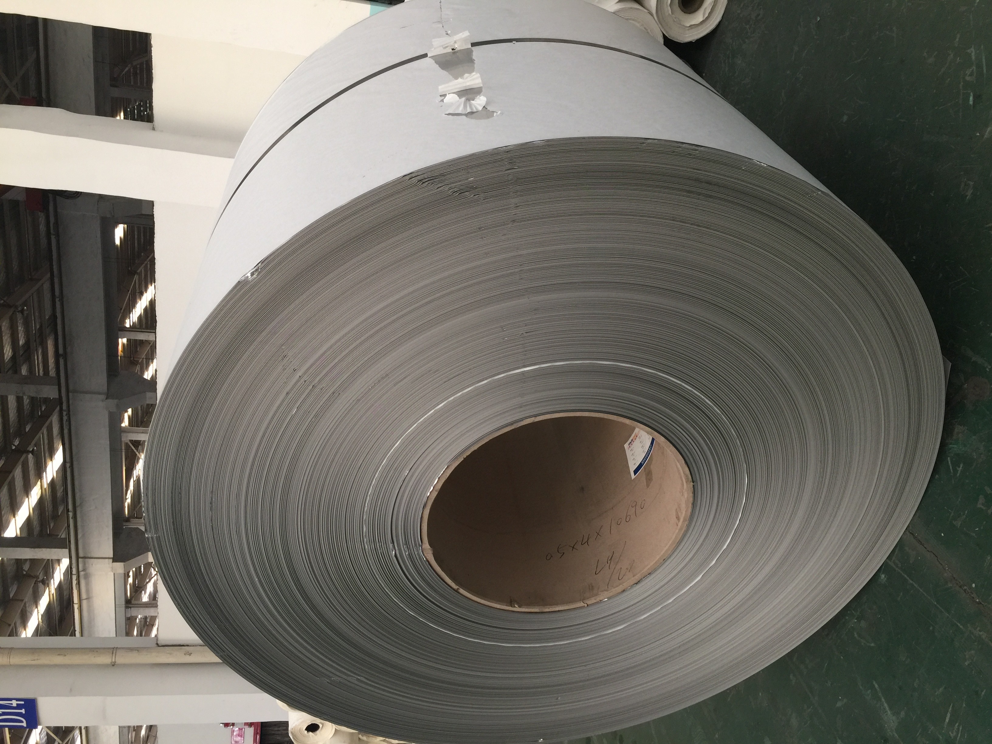 Cold Rolled 301 Full Hard 4/4H Stainless Steel Coil Strip 2B 2D Surface 0.1mm - 3mmm