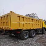 SINOTRUK Howo 12.00R20 Tyres 371hp Used Dump Truck 20cbm For engineering