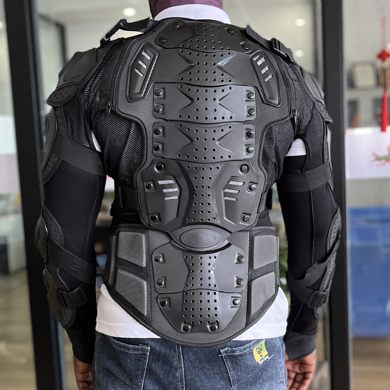 Off-Road Cross-Country Protection Black Motorcycle Suit with M Size and Other Protectors