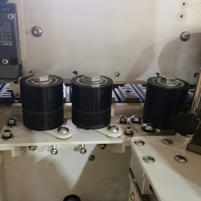 0.8Mpa Pneumatic Flush Edge Banding Trimming Machines 220v 50hz