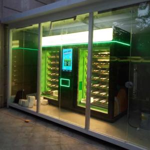 Quality Solar Powered Coin Operated Ice Vending Machine With Fresh 100% Juice wholesale