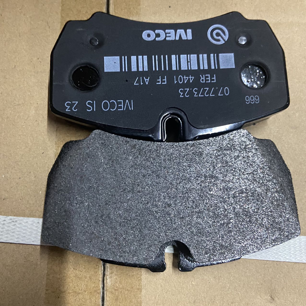 Iveco Power Daily Car Model Brake Pads OE 97202012 with Car Fitment Guaranteed