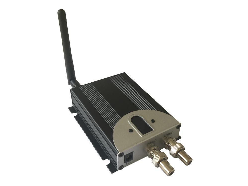 Long Distance Wireless Video Audio Transmitter 12 Channels UHF 2000mW Output for Analogue Security 2.4Ghz Analog