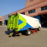 ISUZU Platform Industrial Road Sweeper Truck Street Cleaning Road Sweeper