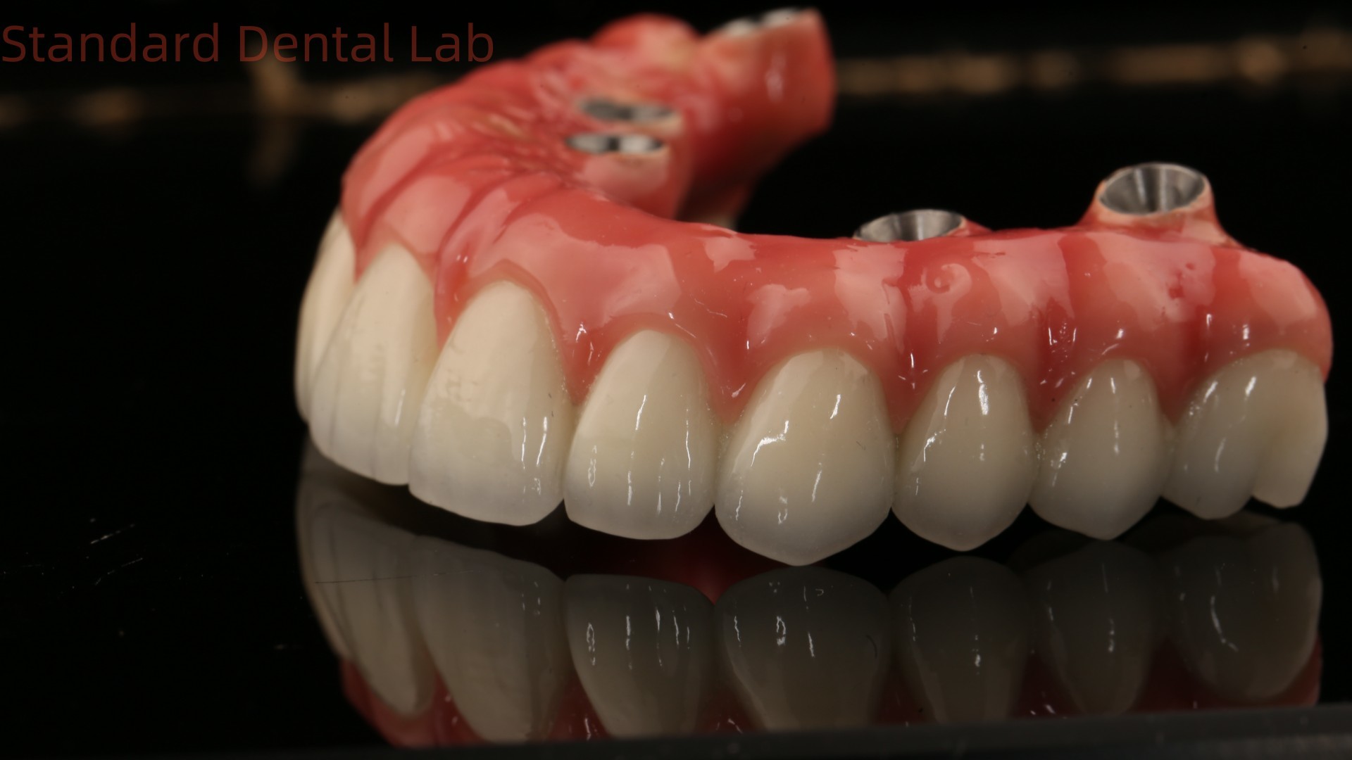 Full Arch Zirconia Implants Bridge Zirconia Crown Vita Shade Customized All On Four / Six Dental Implant