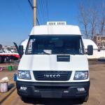 Diesel Small Refrigerated Van Manual Mobile Freezer Truck Mini Bus