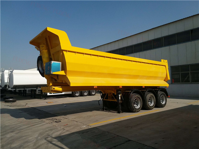 Heavy Duty Utility Semi Dump Trailers 3 X 14 Tons Axle HYVA Fuel Tank