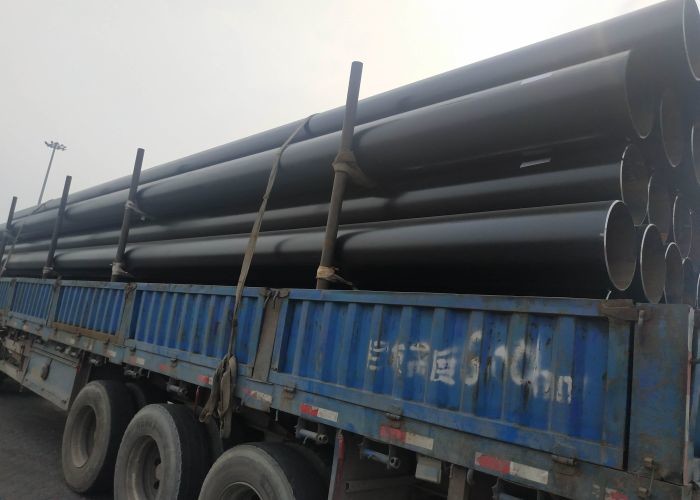 Grade B Carbon Steel ERW Steel Pipe Length Customized 0.5-300mm Thickness