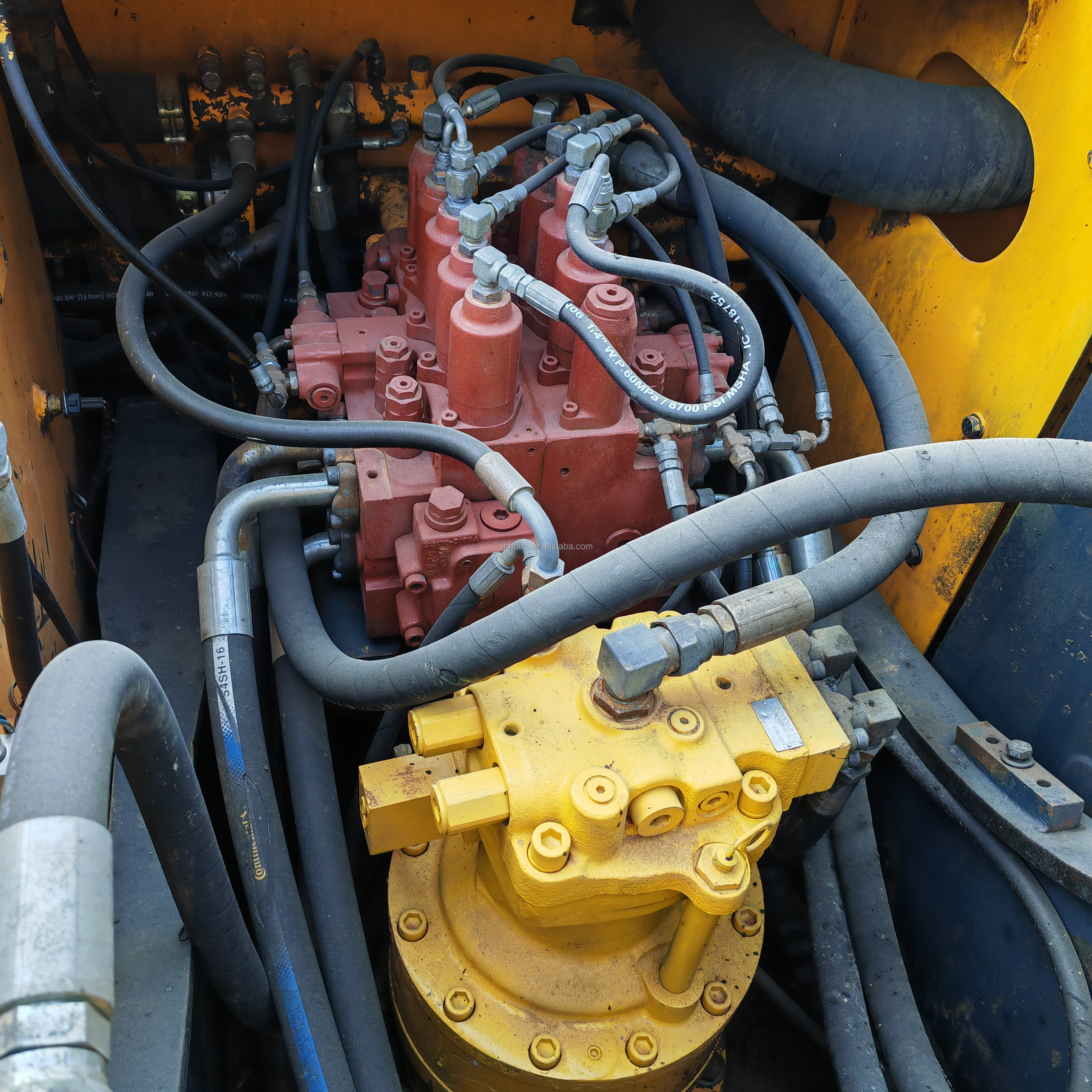Used Wheel Hyundai 210-7 Excavator High Digging Power Original Engine Hyundai Wheel Excavator