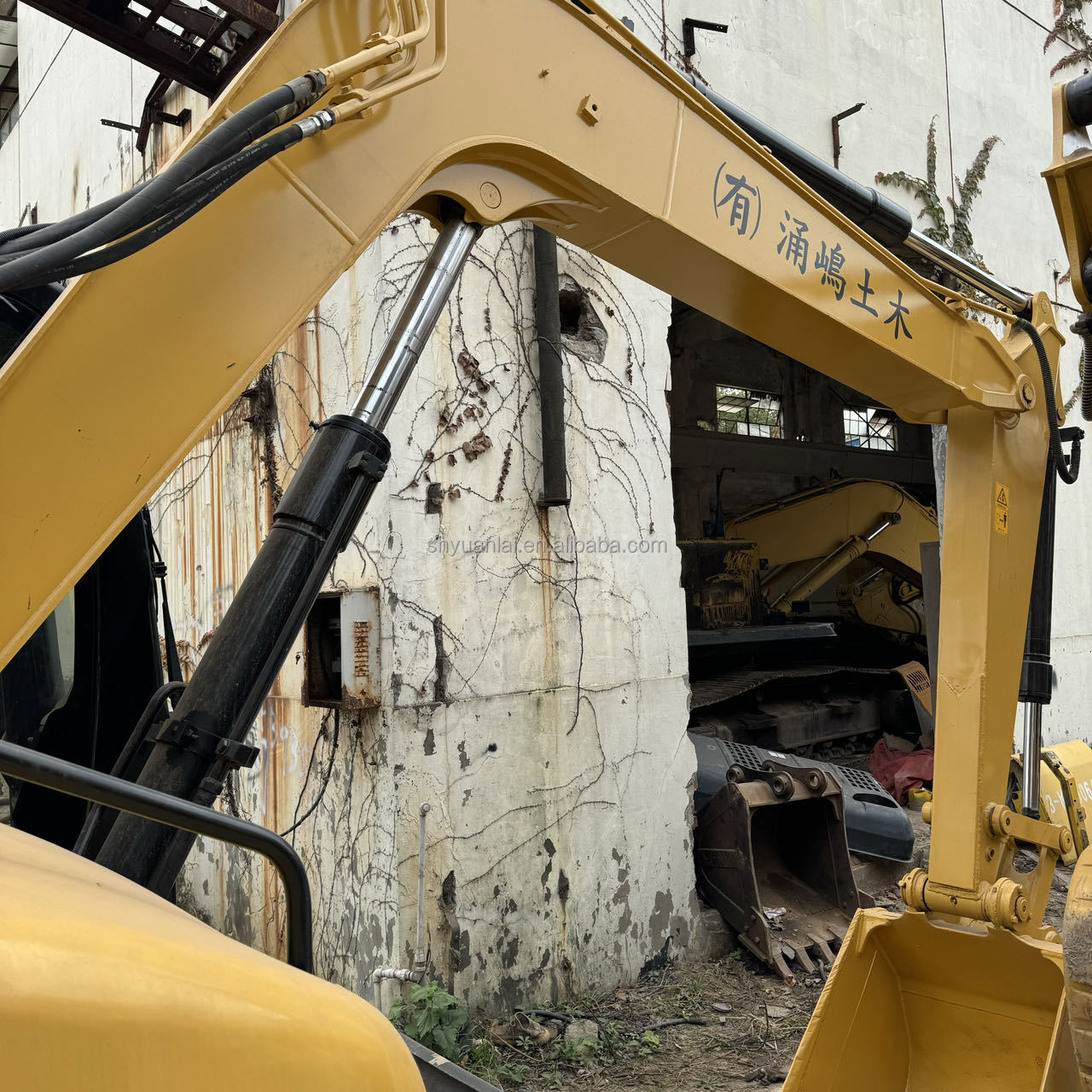 Affordable CAT308c Excavator with Strong Power Original Hydraulic Cylinder Included