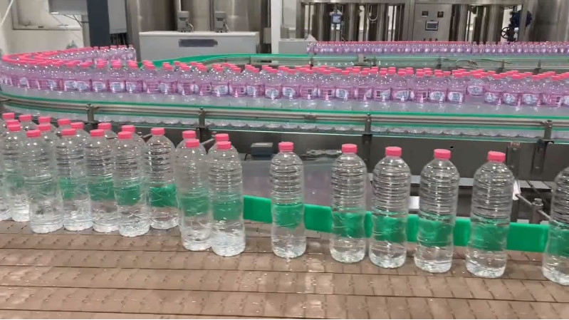 7.6KW PLC Rotary Plastic Bottle Filling Machine 380V 3 Phase SUS316L