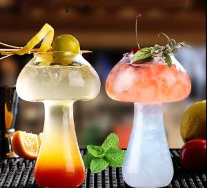 Quality Mushroom Shape Beverage Cocktail Glass Bottle Transparent 285ml For Bar Store wholesale