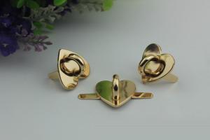 Quality Promotional custom love heart shape 25 mm light gold metal handbag arch bridge wholesales wholesale