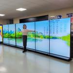 75 85 98 100 Inch LCD Video Wall Display 4k Floor Standing LCD Advertising