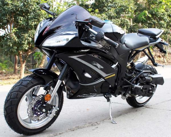 Single Cylinder 200cc Street Legal Motorcycle 4 Stroke Air Cool CVT With Key