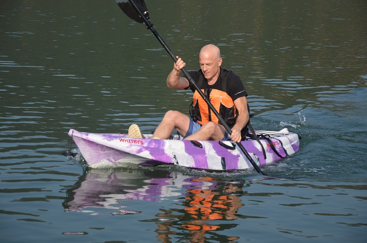 Single LLDPE Plastic Kayak Fishing Canoe Paddle Ocean Kayak for Unmatched Performance