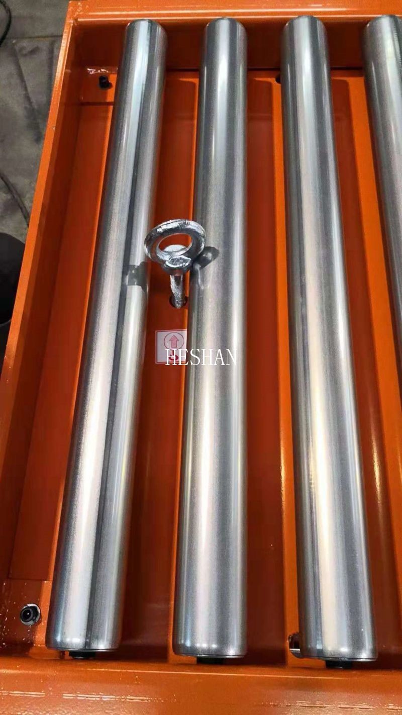 2023 Made In China Hydraulic Scissor Lift Roller Conveyor Lift Table