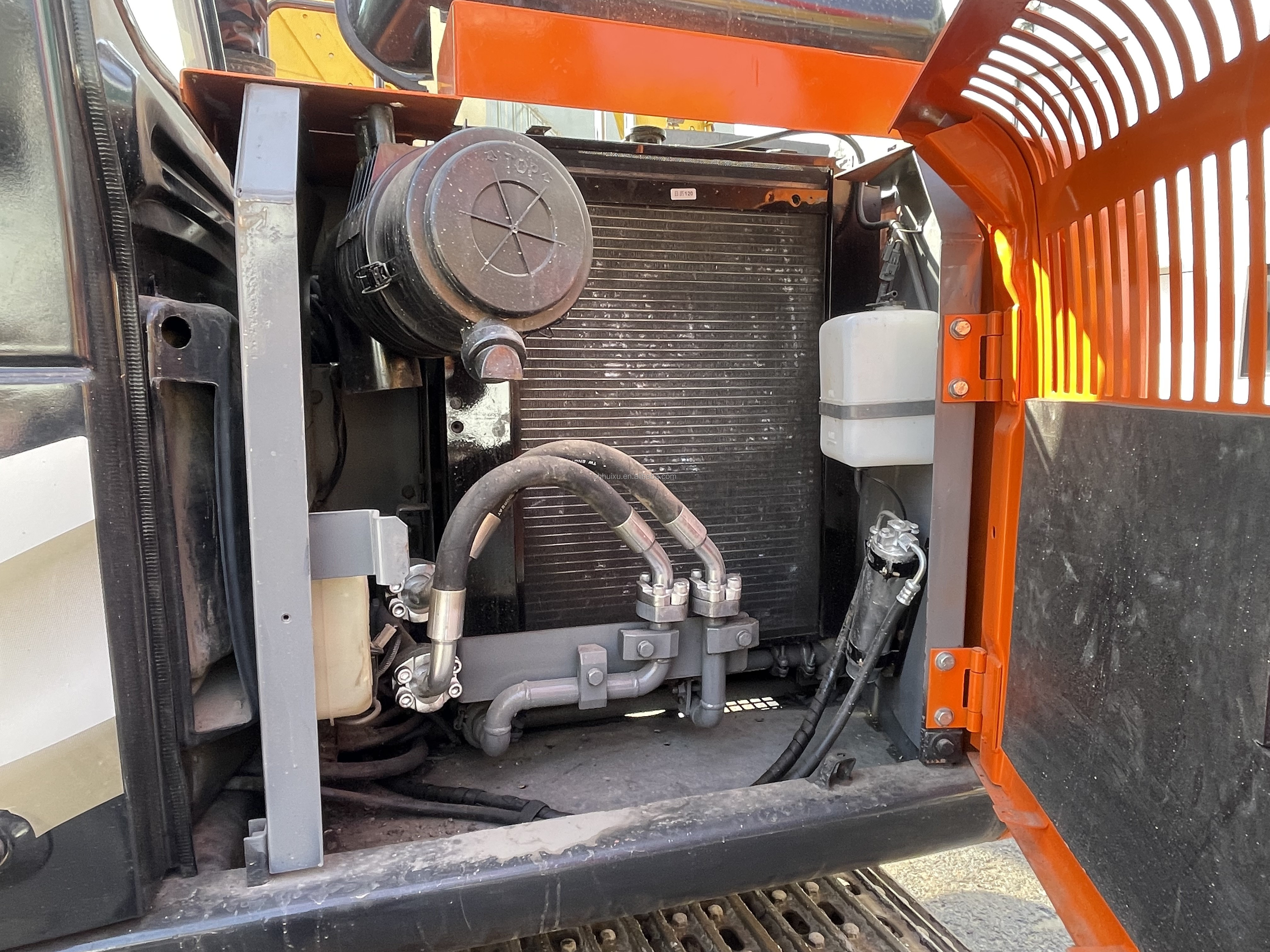 Used hitachi zaxis 120 Have a certificate of EPA electric crawler mini excavator other construction machinery