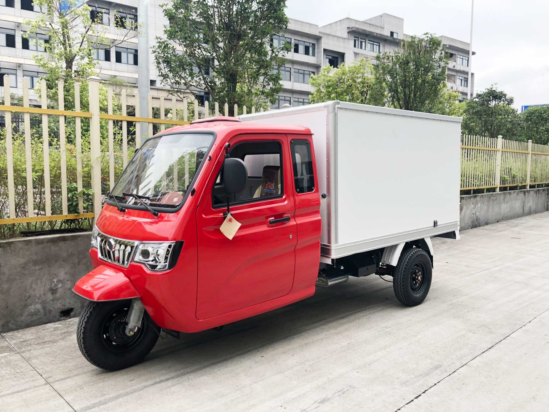 Front Shock Absorber Hydraulic spring Double 800CC Water Cooled Engine Cargo Tricycle