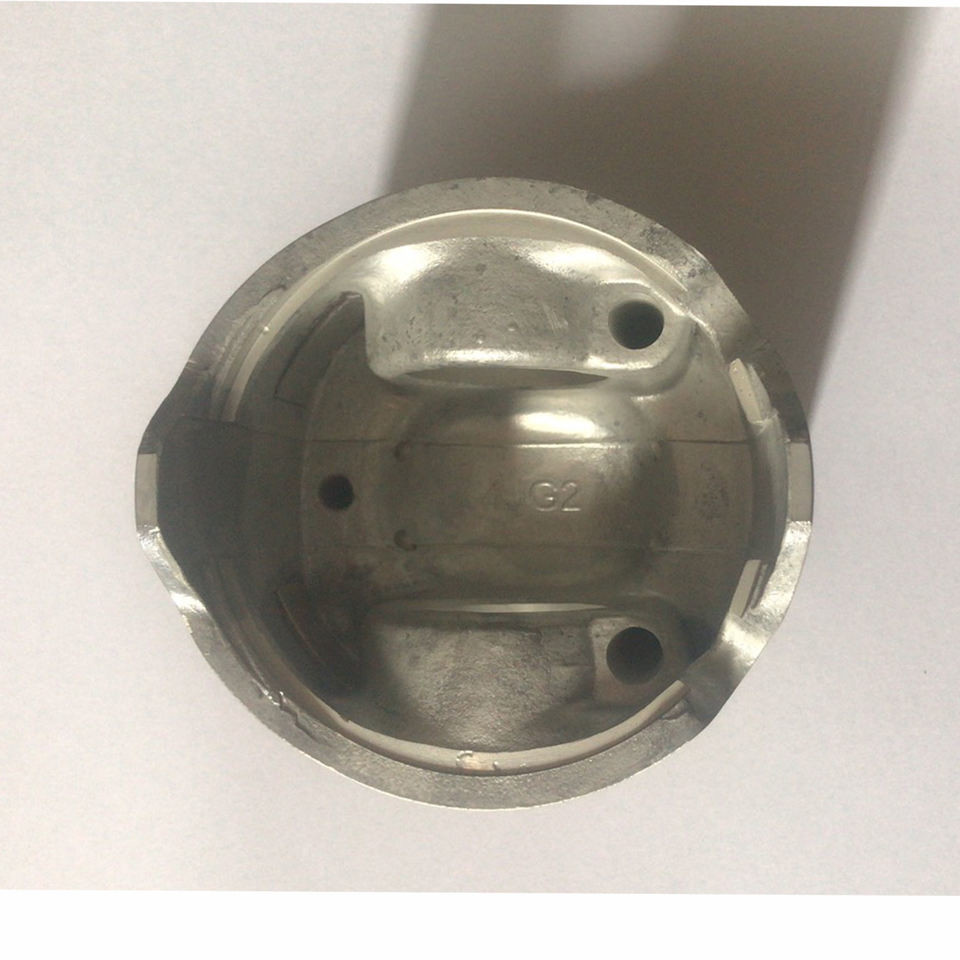 Isuzu 4JG2 4JG2T Diesel Engine Piston 8-97073-647-1 With Pin