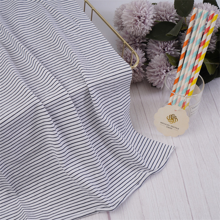Skin-Friendly Environmentally Friendly Comfortable Striped Material Fabric For Casual Wear