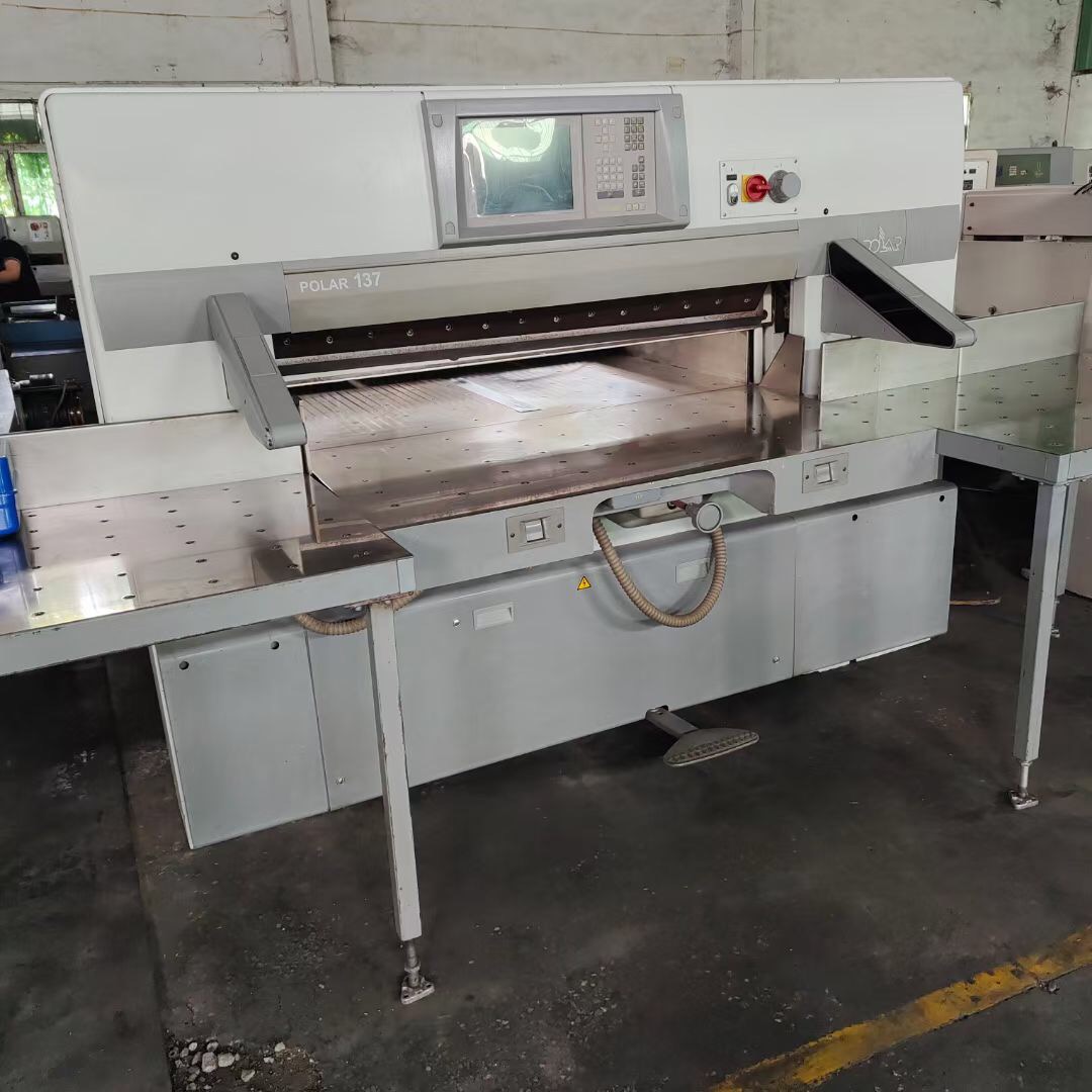 Cast Iron Polar Paper Cutter Saddle Tool Changing Rest for Packaging Paper Sizing