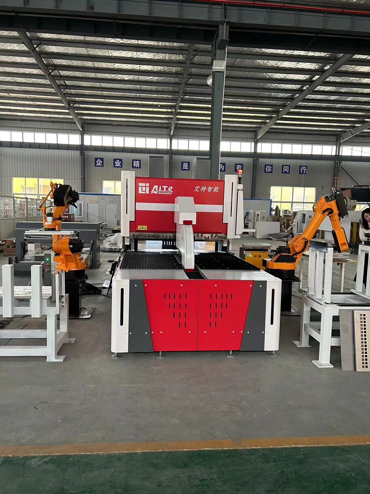 Mechanical Arm Panel Bender machine Sheet Metal Panel Benders Folding Forming