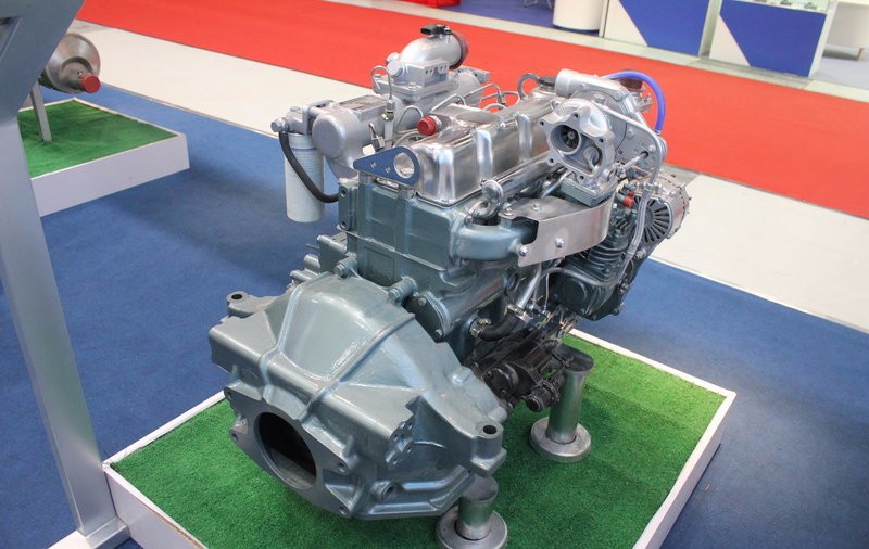 4 Stroke 90KW Yuchai Diesel Engine 4.212L Diesel Truck Engine