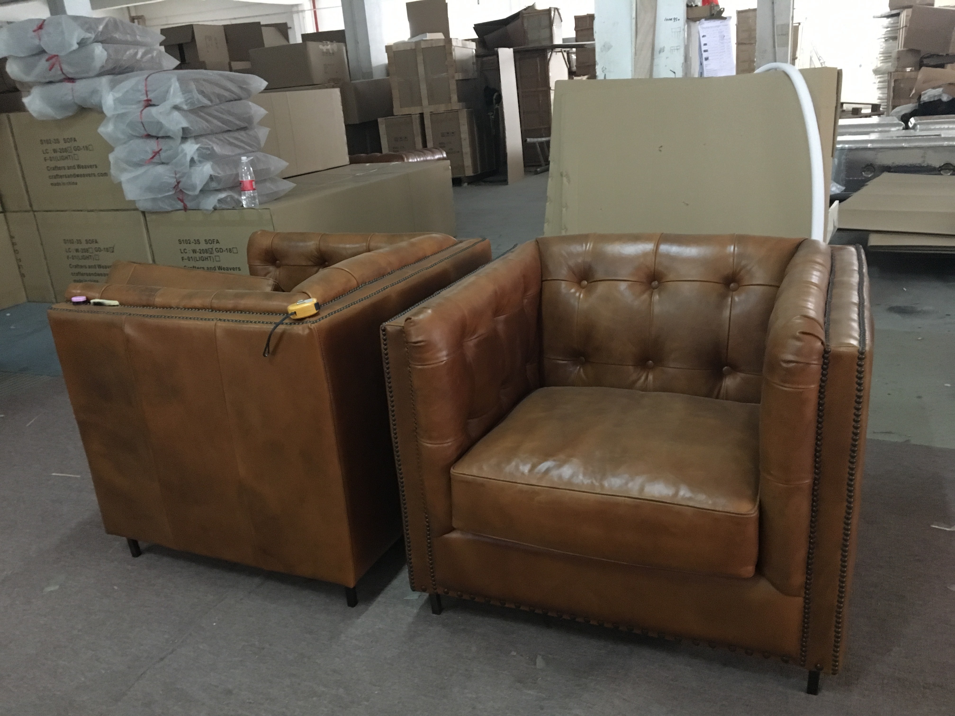 Vintage Tan Brown 2 Seater Leather Sofa Solid Wood Frame Living Room Furniture