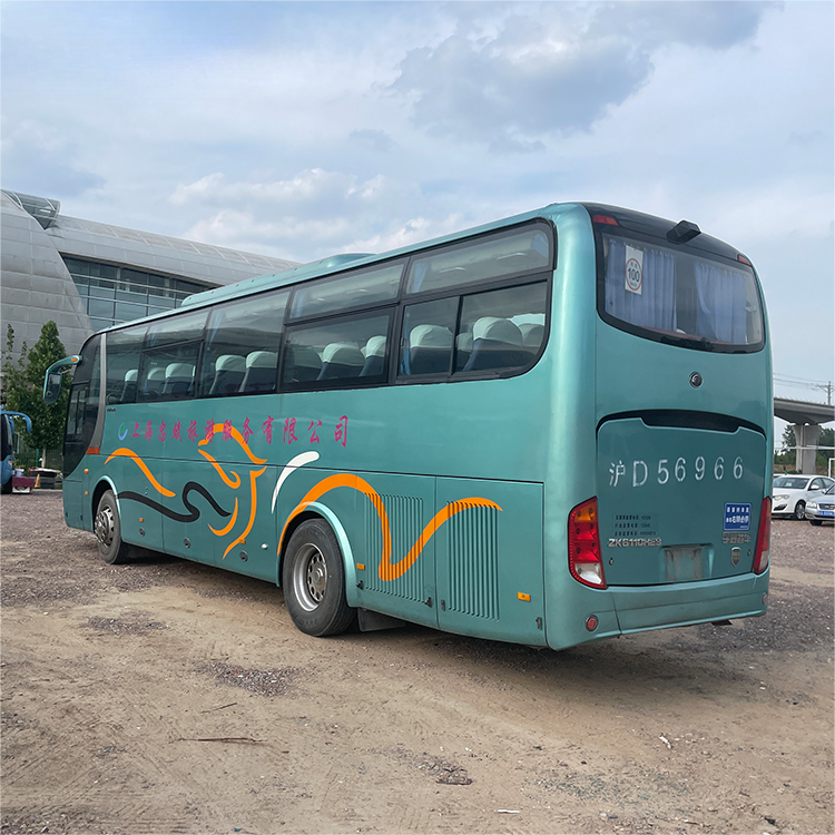 Africa Country Front Engine Yutong 30-35 Seats Used Bus with Car Entertainment System