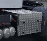 Electric Semi Trailer Tractor Truck 360kw LHD Electric Cargo Truck