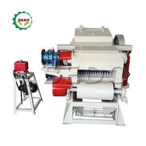 Quality Self Feeding Industrial Drum Wood Chipper Machine 380V 2300*1240*1420mm wholesale
