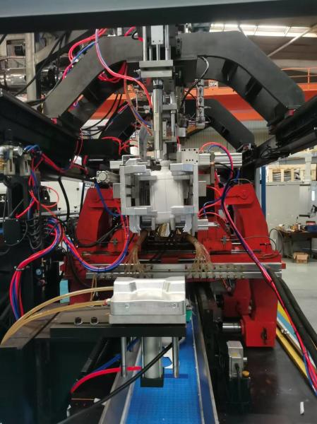 Electric Motor Power Plastic Bottle Molding Equipment with K Series Tie Bar