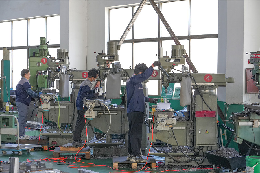 High Speed Fully Automatic Aluminum Foil Container Machine For Food Packing LK-T80