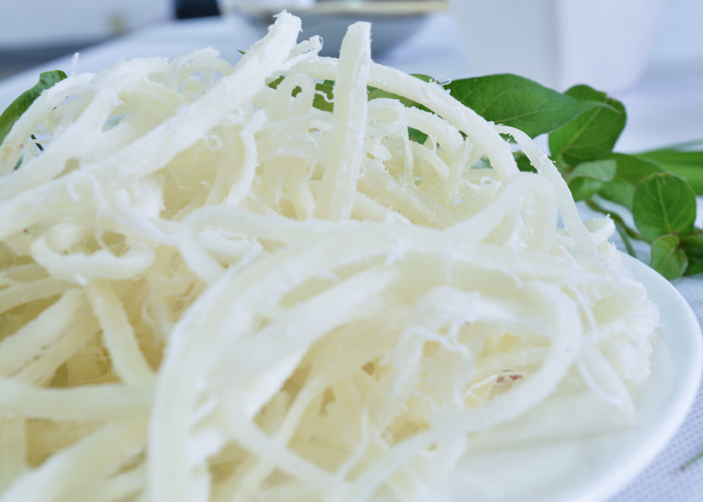 White Roasted Dried Squid Sliver Korean Flavor Healty Snacks Sweet Salty Spciy Taste
