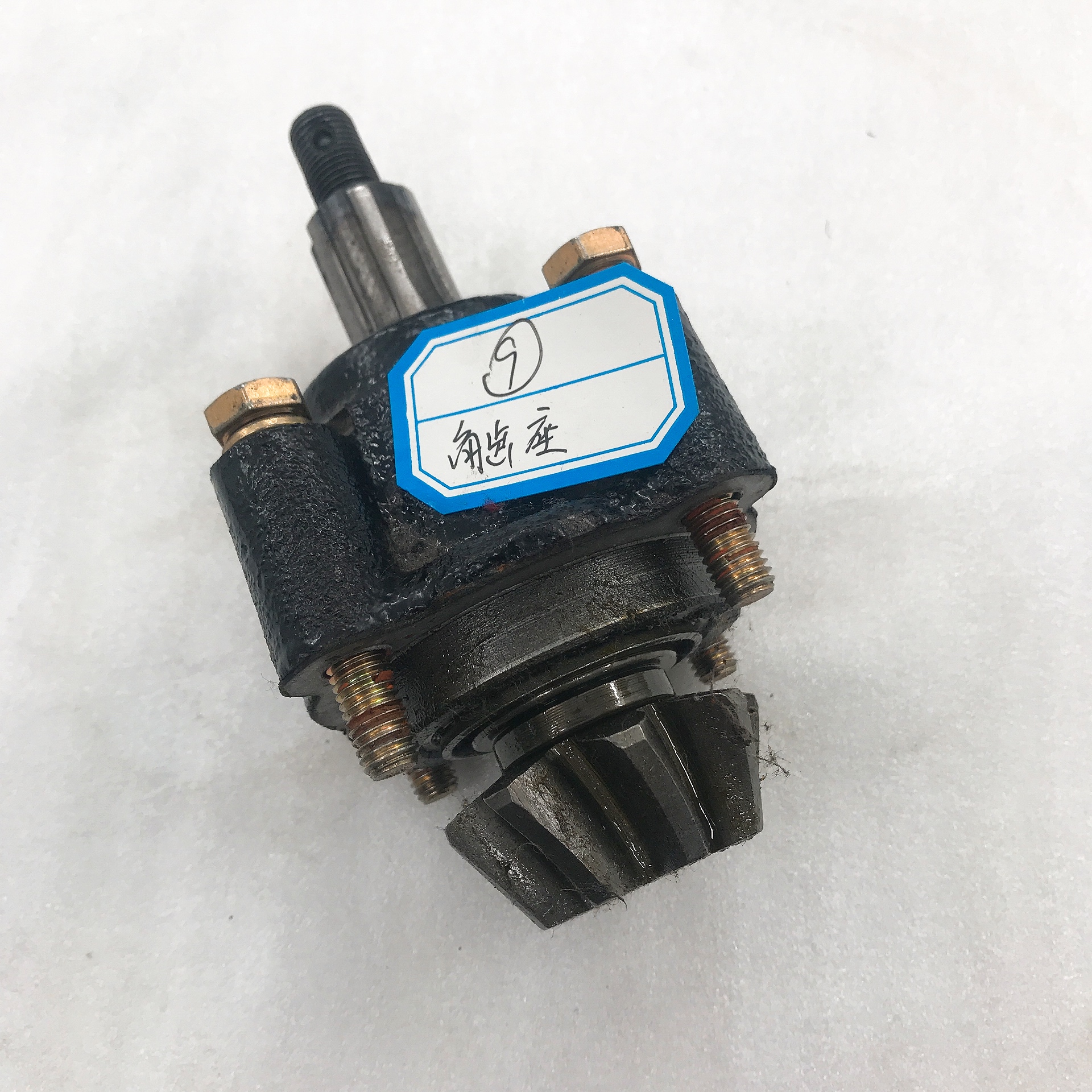 DAYANG Tricycle Rear Axle Spare Parts Black Angle Gear Base for CCC Certification