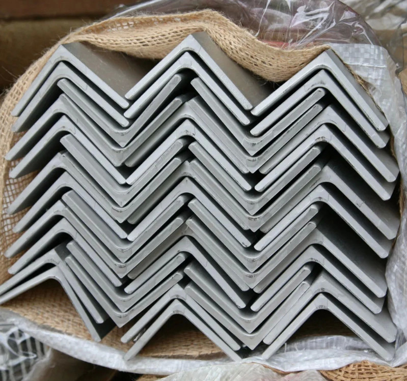 Hot Rolled Stainless Steel Angle Bar 24mm Ss400 201 304 316L For Profile Structure