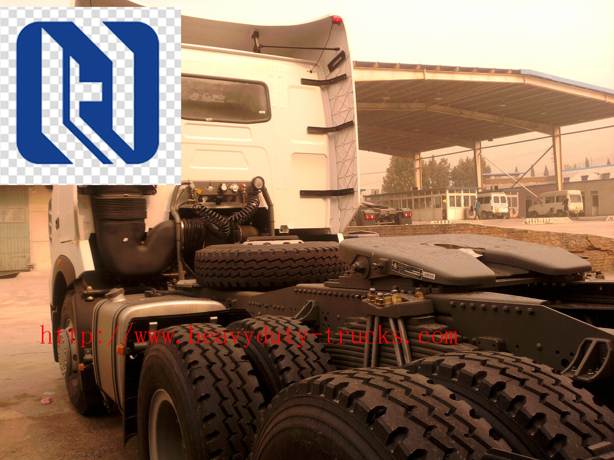 SINOTRUK HEAVY DUTY CARGO TRUCK , ARMY GREEN MAJESTY ZZ1167M4617C