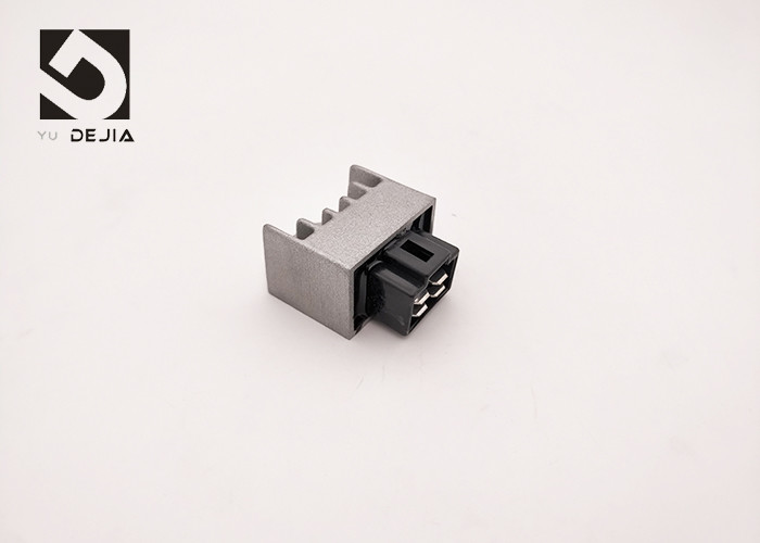 WH125 Cg125 Motorcycle Regulator Rectifier With Generator Sent AC Rectified DC