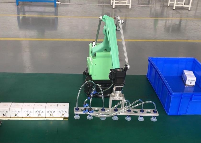 Automatic Industrial Robotic Arm