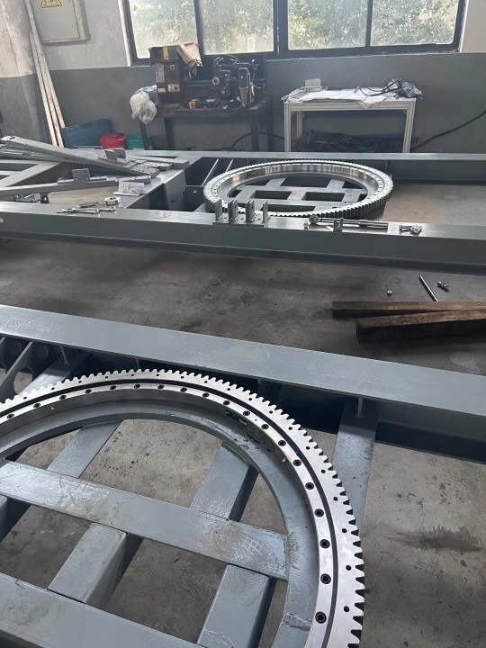 Huge Size Slewing Ring Bearing For Deck Crane, Wind Power equipment for sale