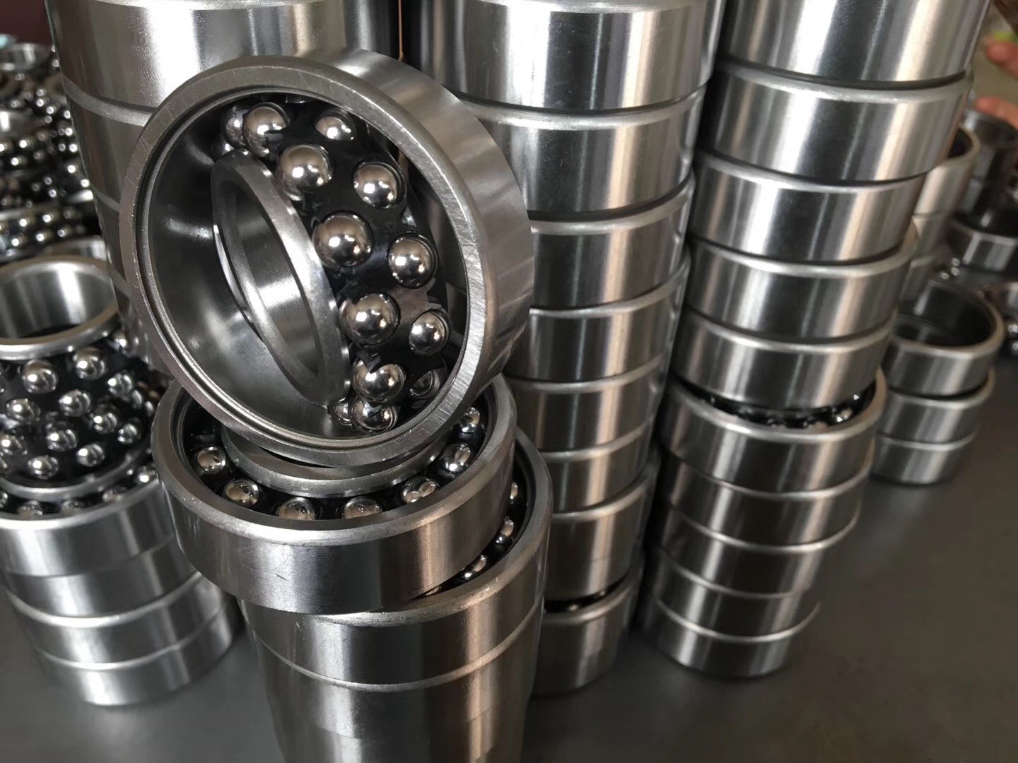 Low Noise Motorcycle Ball Bearings / Automobile Ball Bearings 1308 40*90*23mm