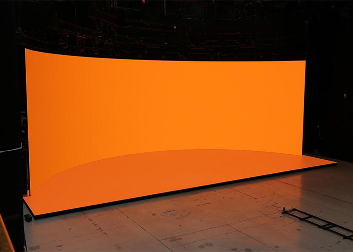 Ultra Thin P4 Rental LED Displays Outdoor Rental LED Video Wall For Wedding Background
