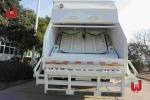 WD615.69 Waste Management Front Loader 336HP Compact Garbage Truck